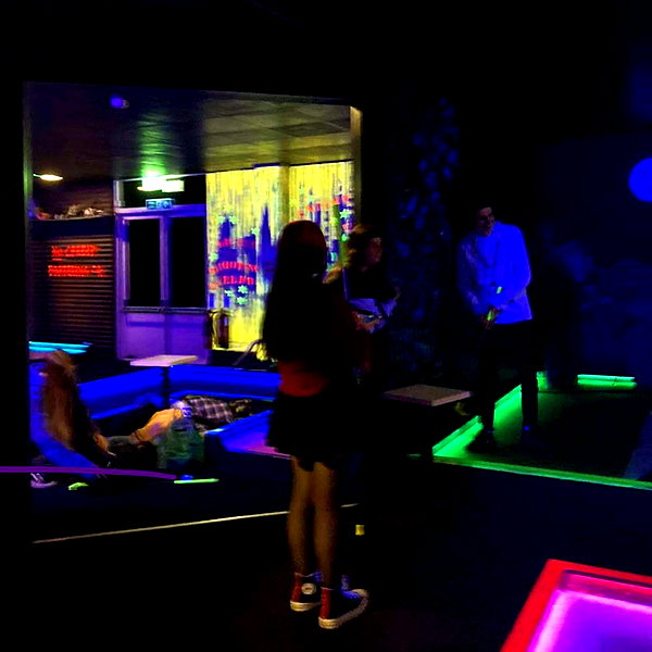 amber.oops instagram image archive image