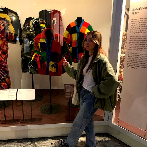 amber.oops instagram image archive image