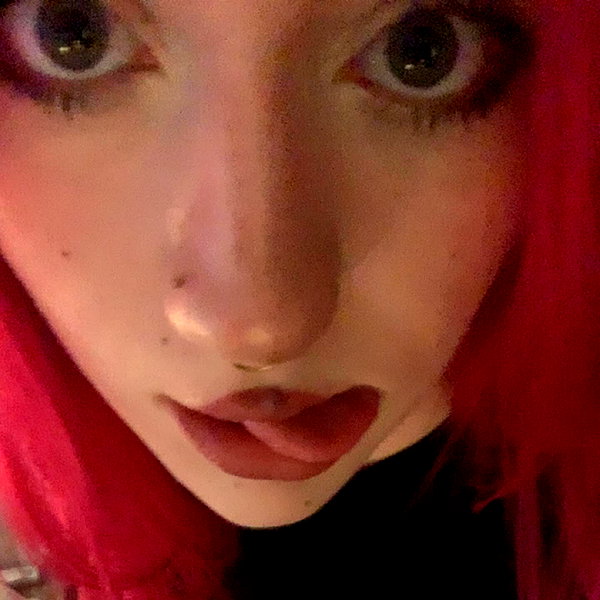 amber.oops instagram image archive image