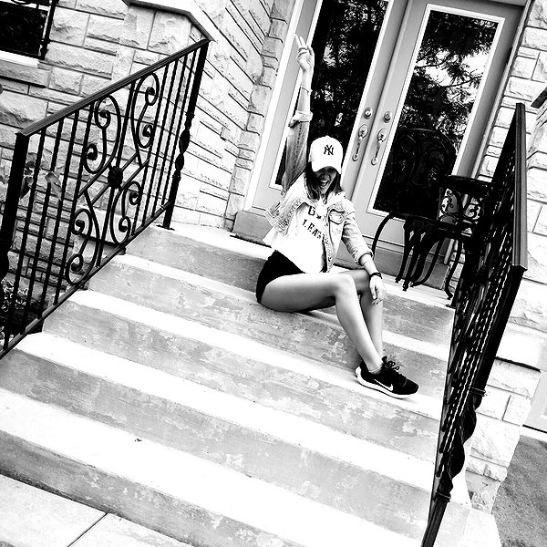 ambersela_ instagram image archive image