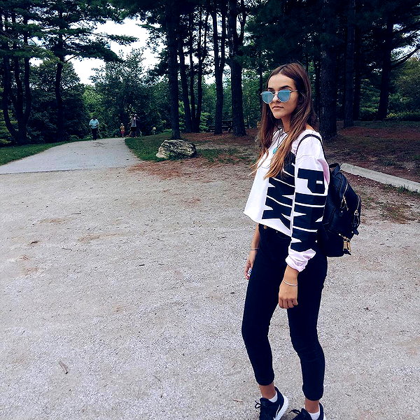 ambersela_ instagram image archive image