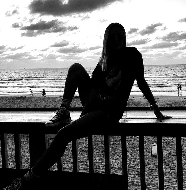 ambersela_ instagram image archive image