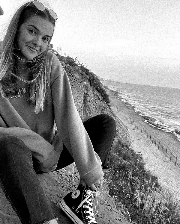ambersela_ instagram image archive image