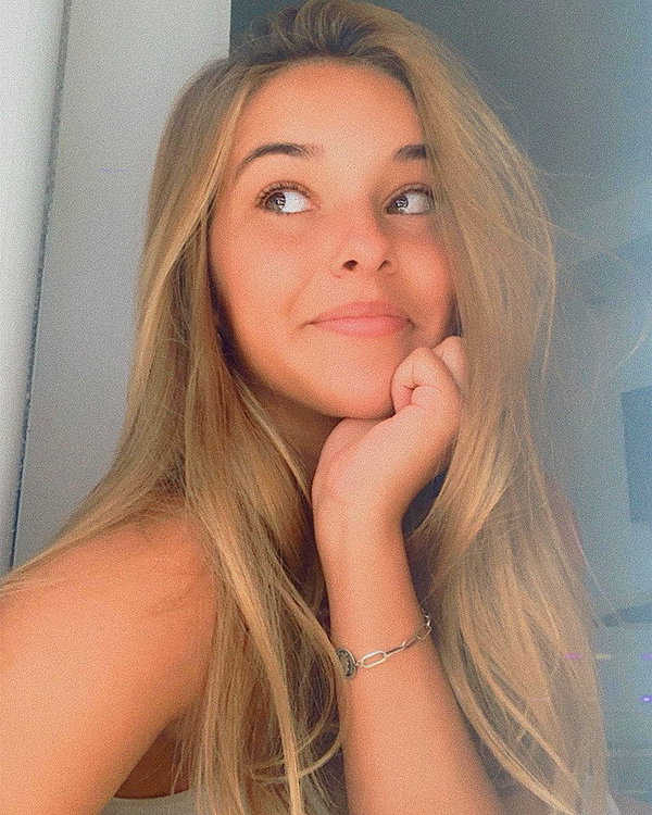 ambersela_ instagram image archive image