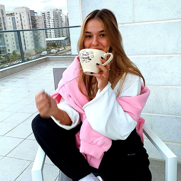 ambersela_ instagram image archive image