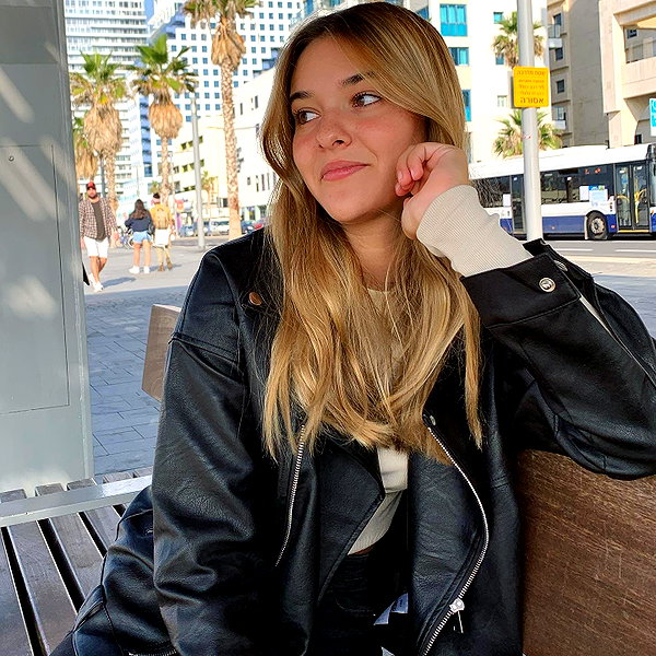 ambersela_ instagram image archive image