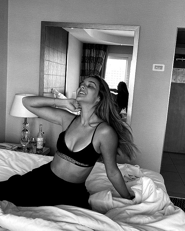 ambersela_ instagram image archive image