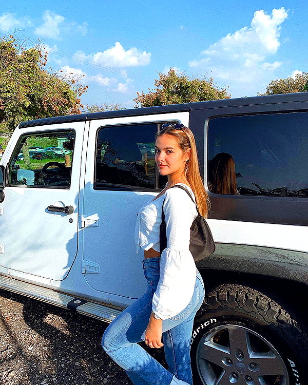 ambersela_ instagram image archive image