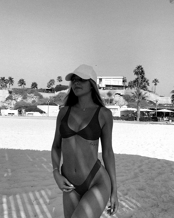 ambersela_ instagram image archive image