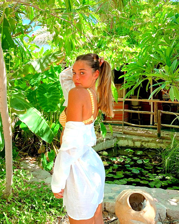 ambersela_ instagram image archive image