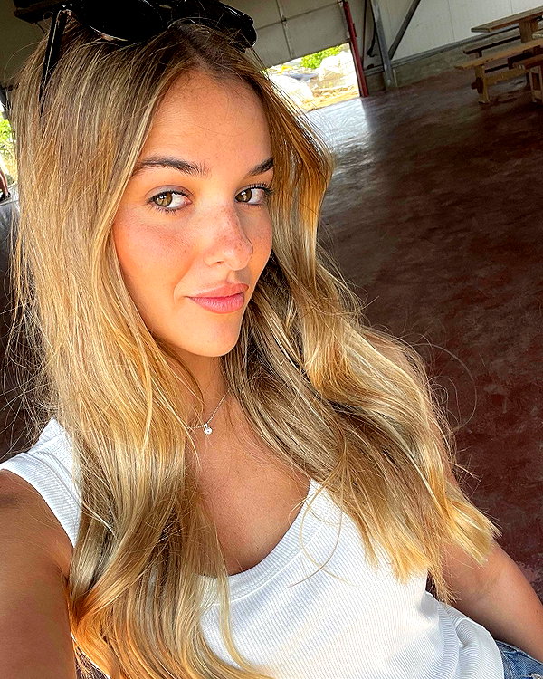 ambersela_ instagram image archive image