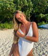 ambersela_ Altpins Profile Picture