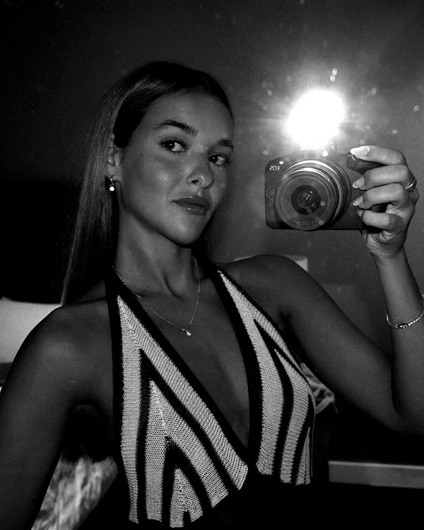 ambersela_ ambersela_ archive image