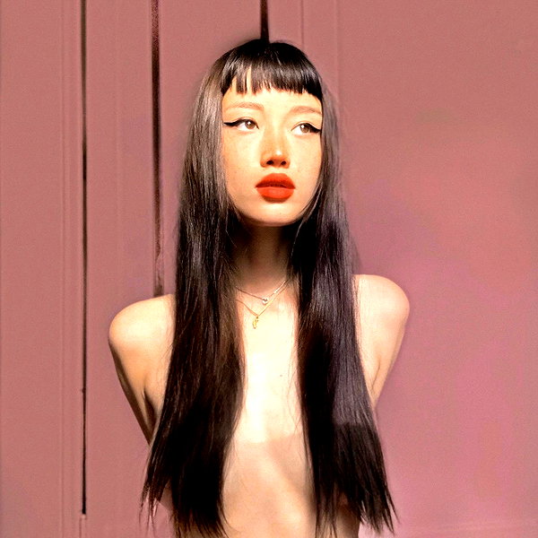 amylouisev instagram image archive image