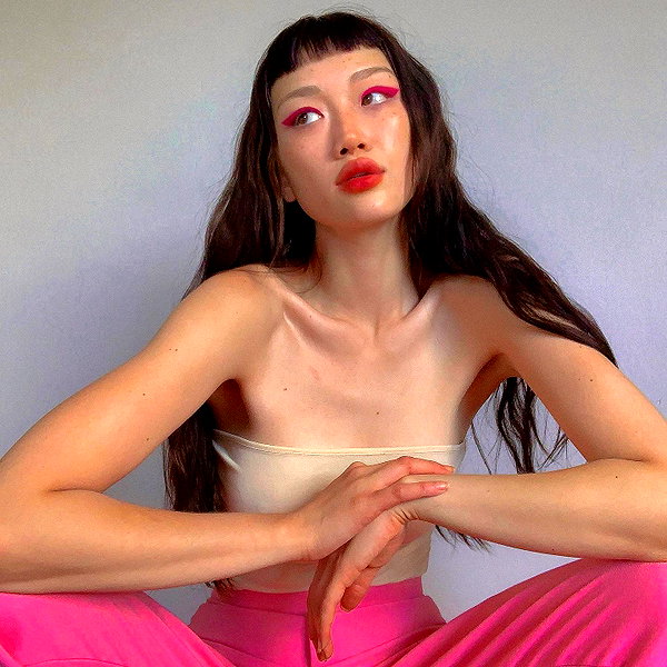 amylouisev instagram image archive image