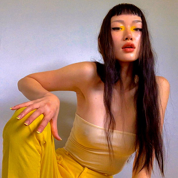 amylouisev instagram image archive image