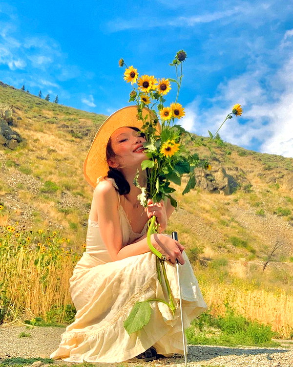 amylouisev instagram image archive image