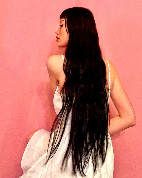 amylouisev instagram image archive image
