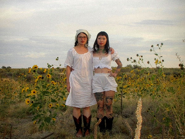 amylouisev instagram image archive image
