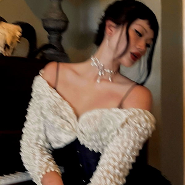 amylouisev instagram image archive image