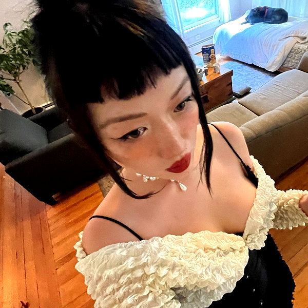 amylouisev instagram image archive image