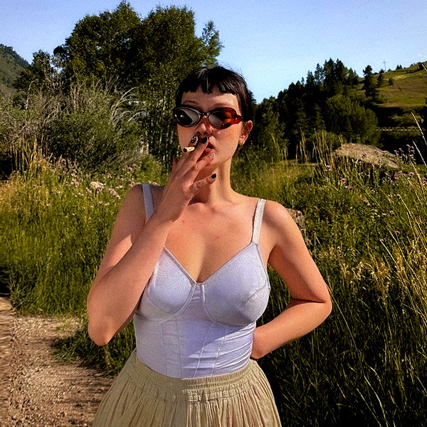 amylouisev instagram image archive image