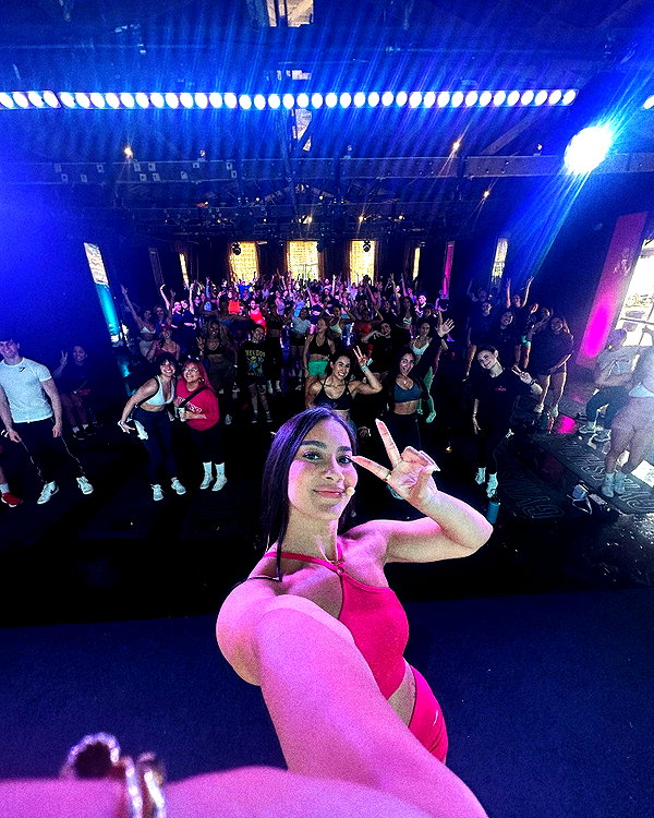 analiscruzx instagram image archive image
