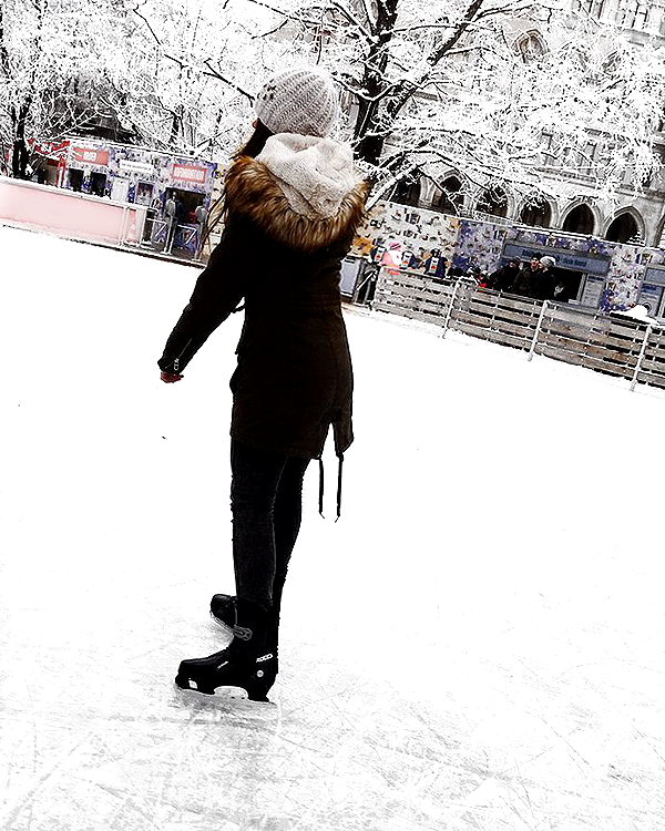 andasrose instagram image archive image