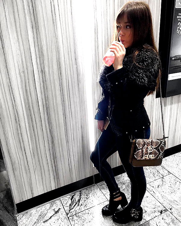 andasrose instagram image archive image
