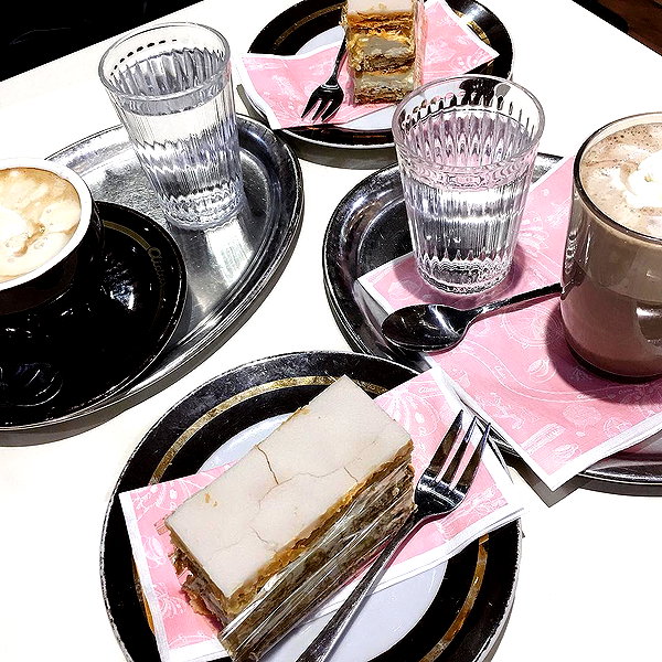 andasrose instagram image archive image