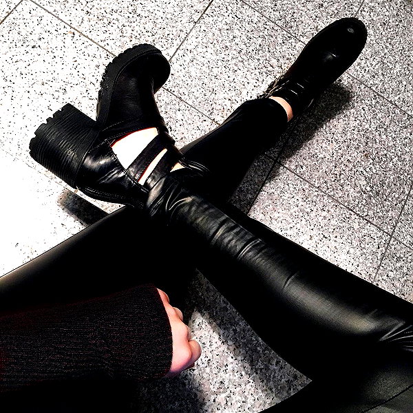 andasrose instagram image archive image