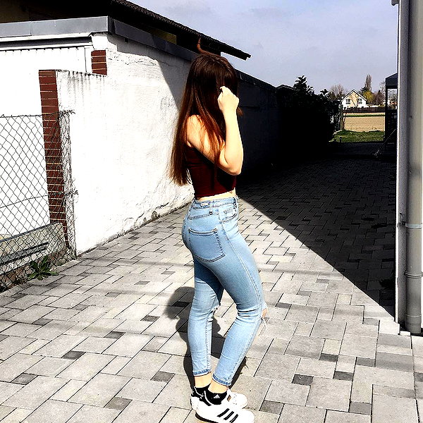 andasrose instagram image archive image
