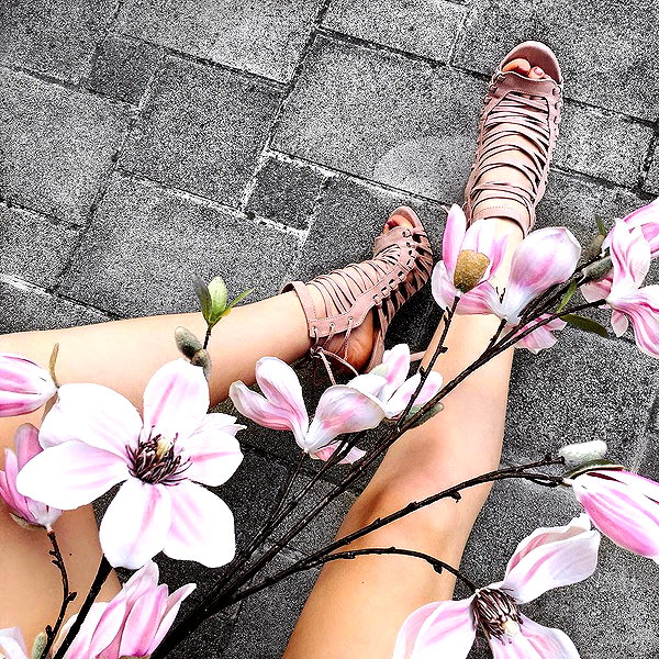 andasrose instagram image archive image