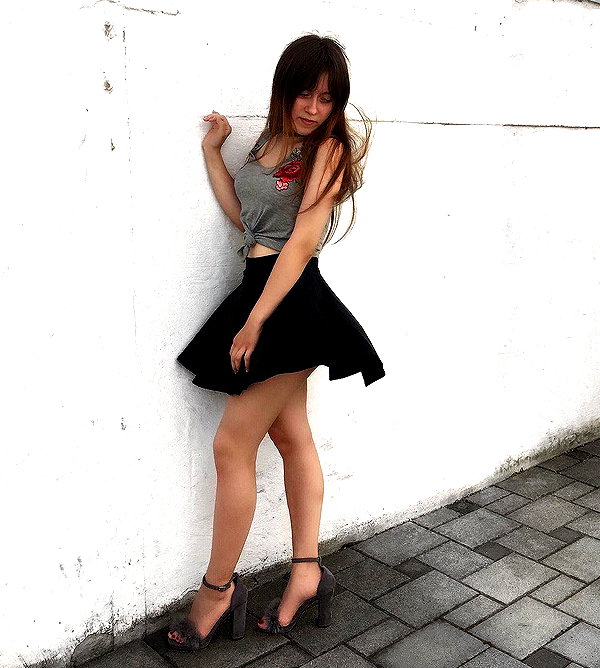 andasrose instagram image archive image