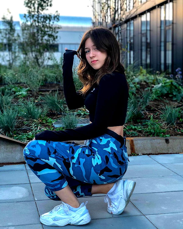 andasrose instagram image archive image