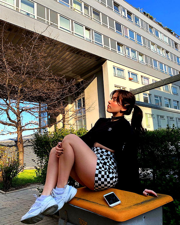 andasrose instagram image archive image