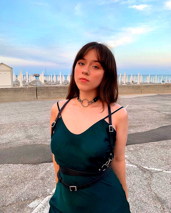 andasrose instagram image archive image