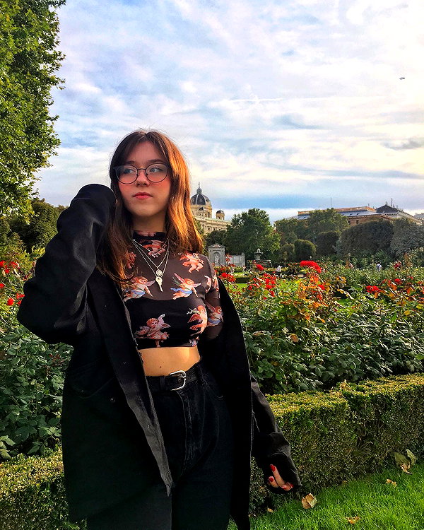 andasrose instagram image archive image