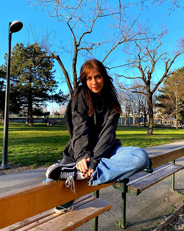 andasrose instagram image archive image