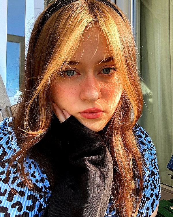 andasrose instagram image archive image