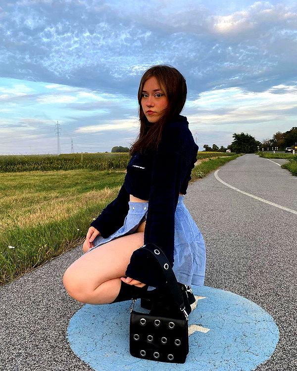 andasrose instagram image archive image
