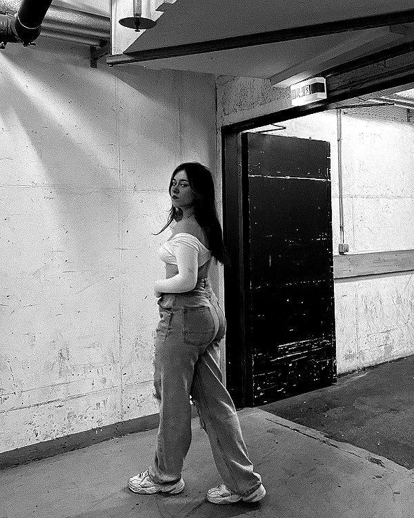 andasrose instagram image archive image