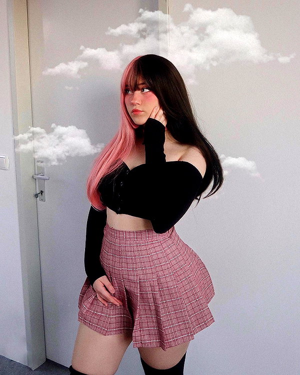 andasrose instagram image archive image