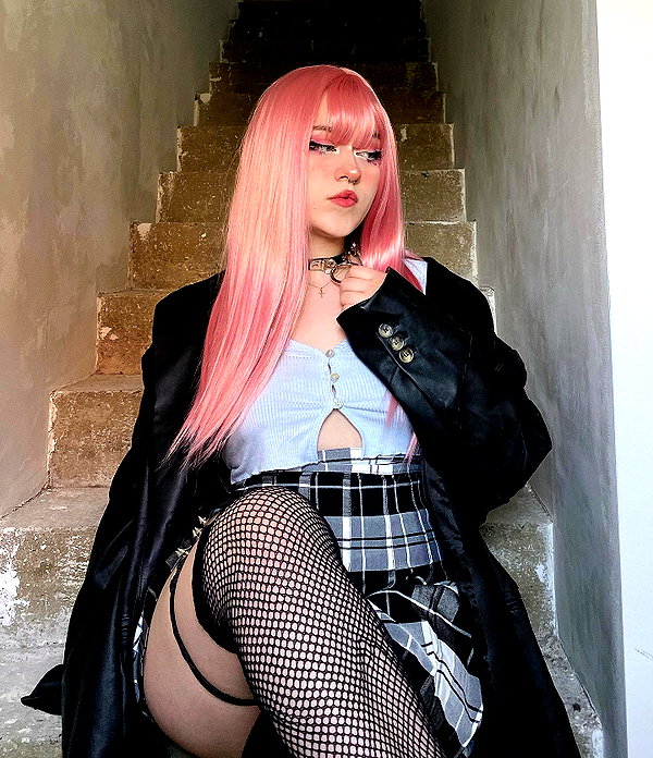 andasrose instagram image archive image
