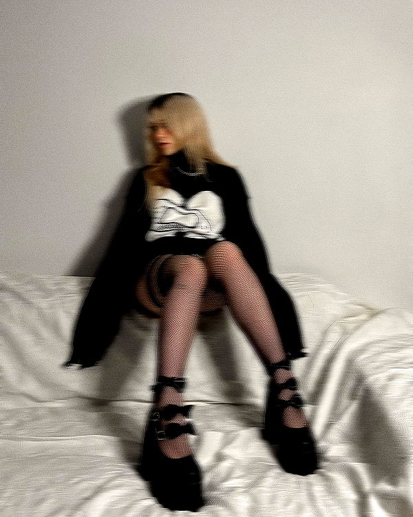 andasrose instagram image archive image
