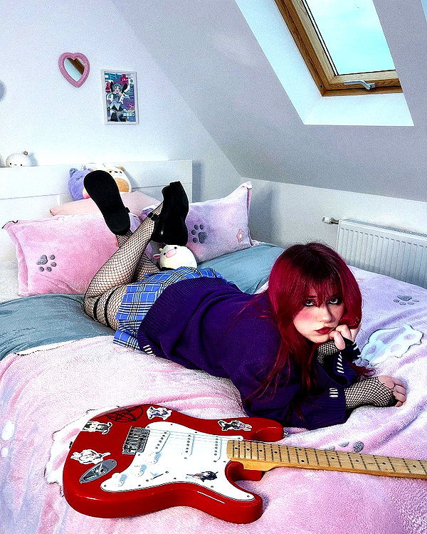 andasrose instagram image archive image