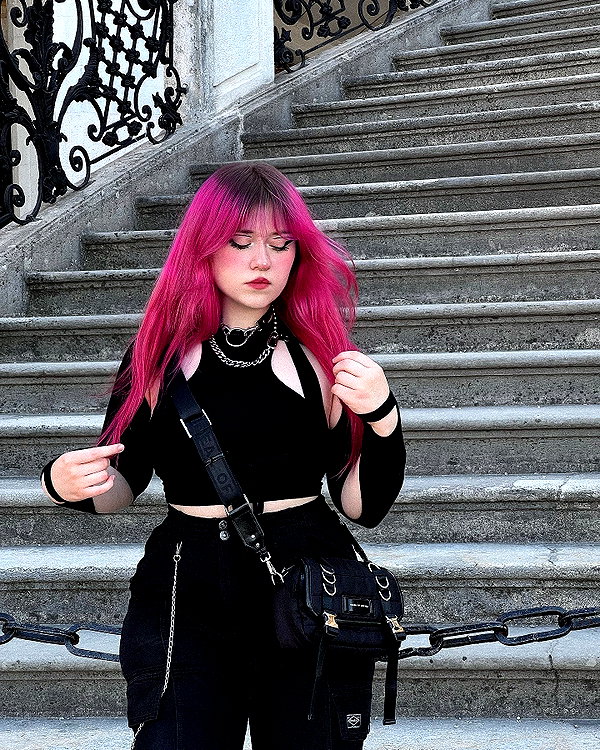 andasrose instagram image archive image