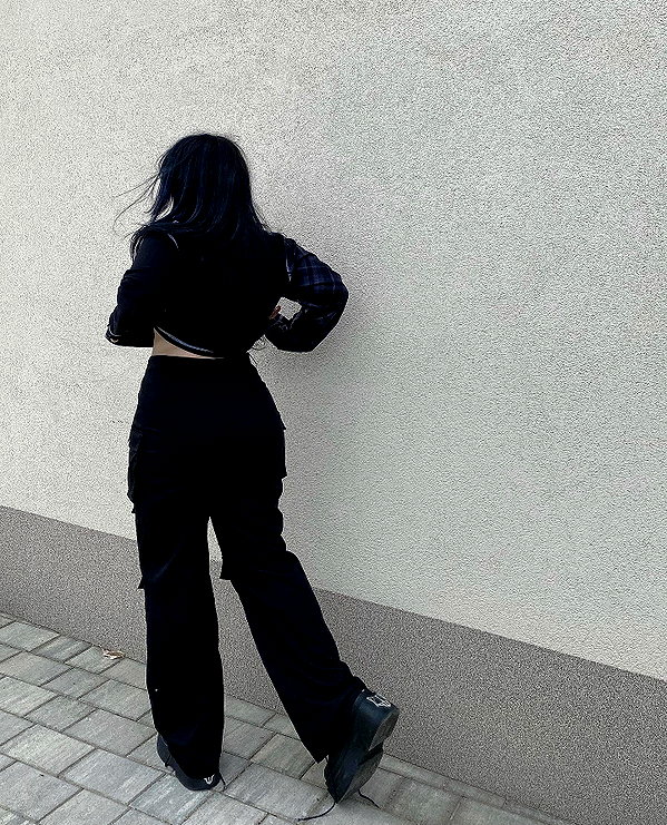 andasrose instagram image archive image