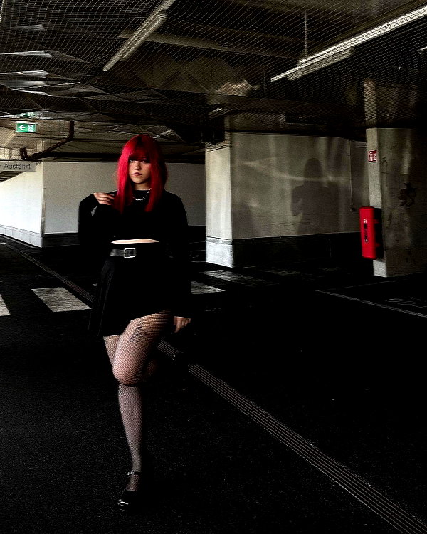 andasrose instagram image archive image