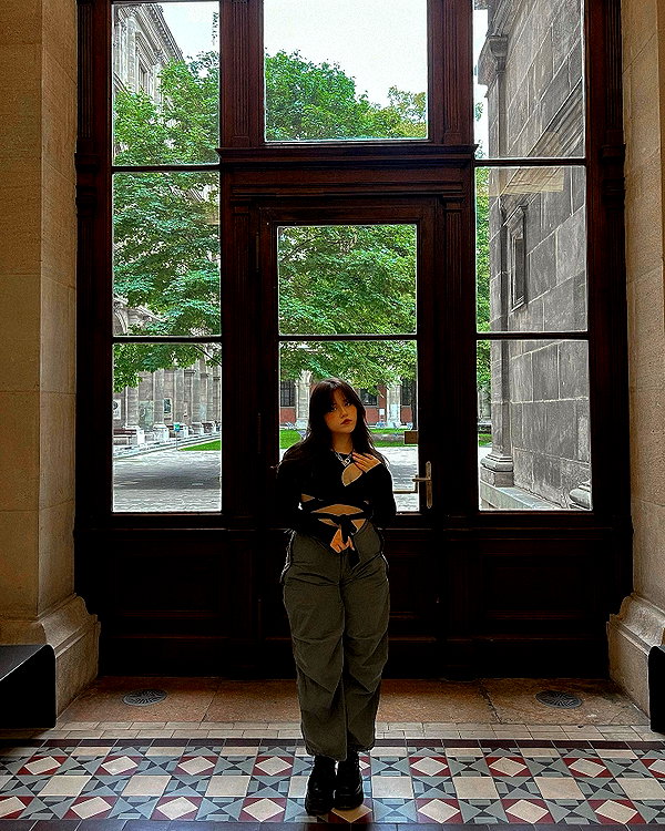 andasrose instagram image archive image